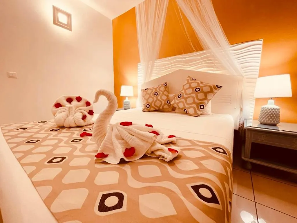 **** Aparthotel Tropicana Suites Guadeloupe