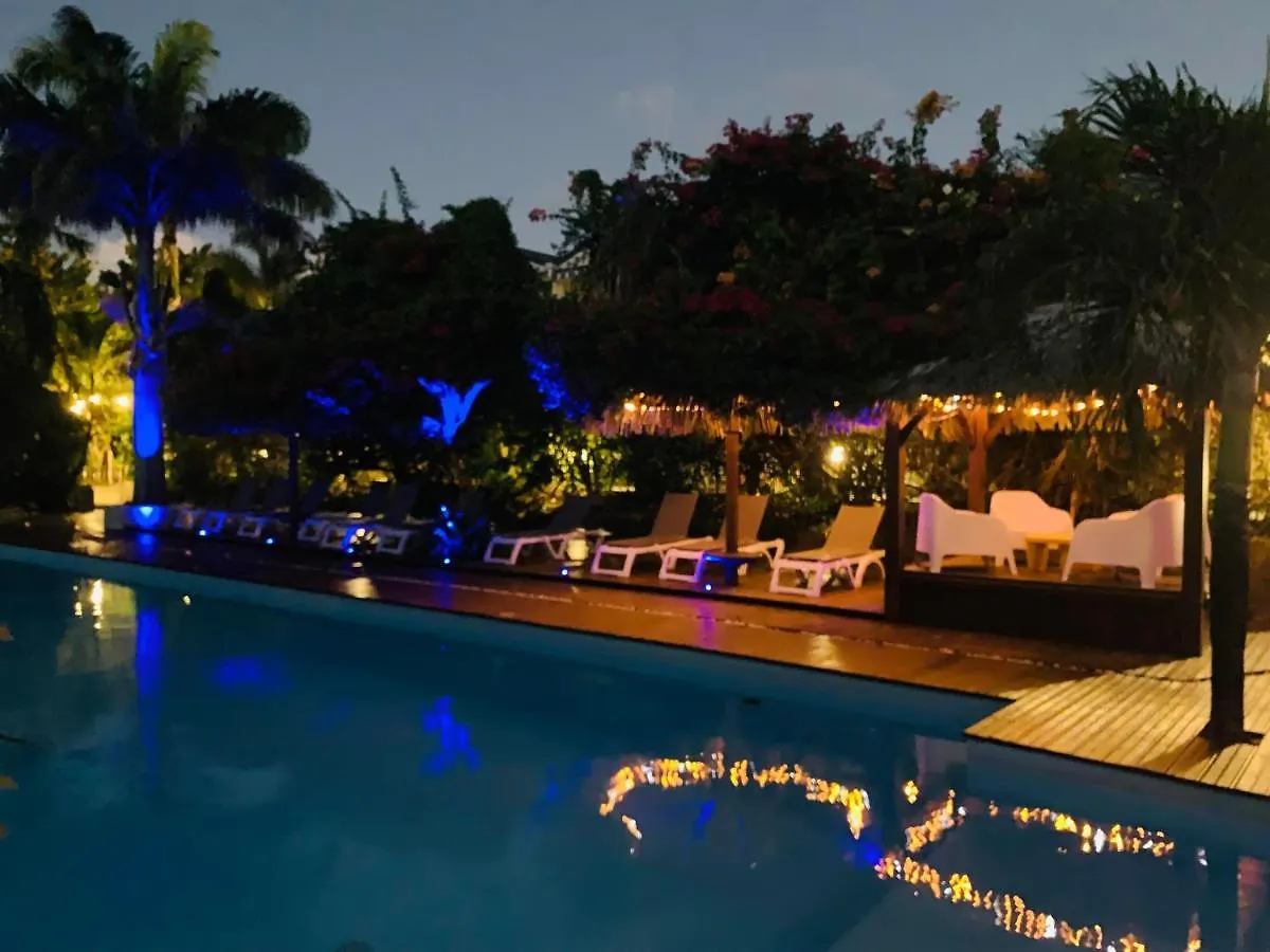 Aparthotel Tropicana Suites