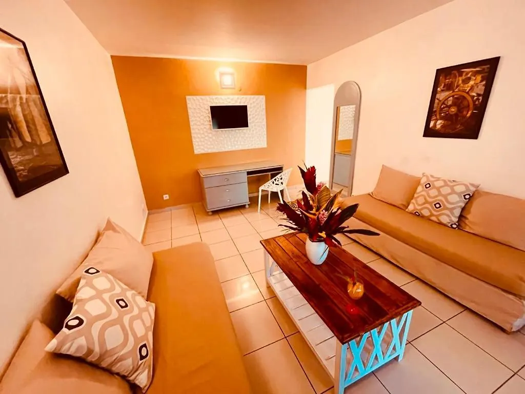 Tropicana Suites Aparthotel